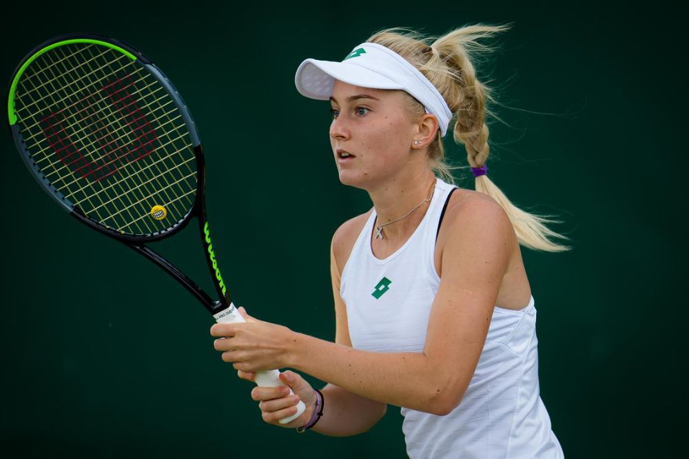 Полина Кудерметова вылетела с турнира серии WTA 1000 в Торонто
