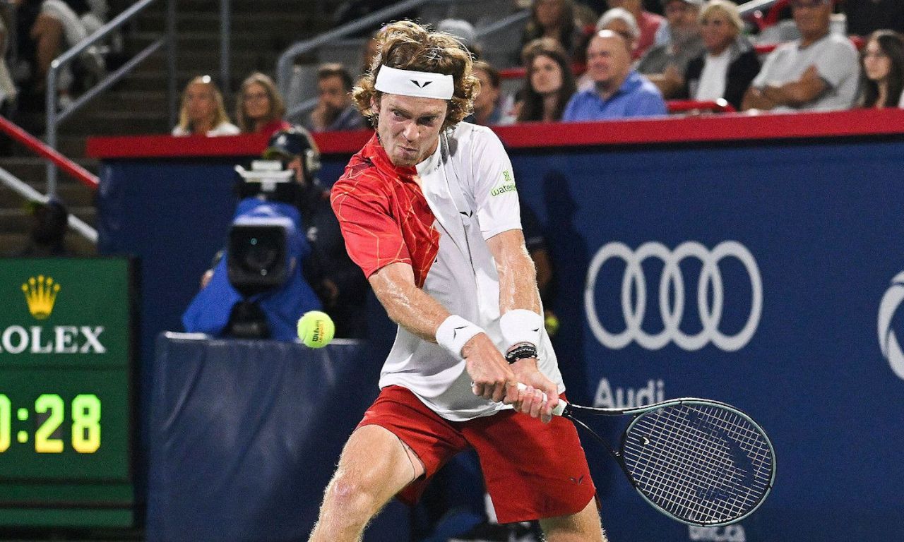Рублев вышел в четвертый круг US Open