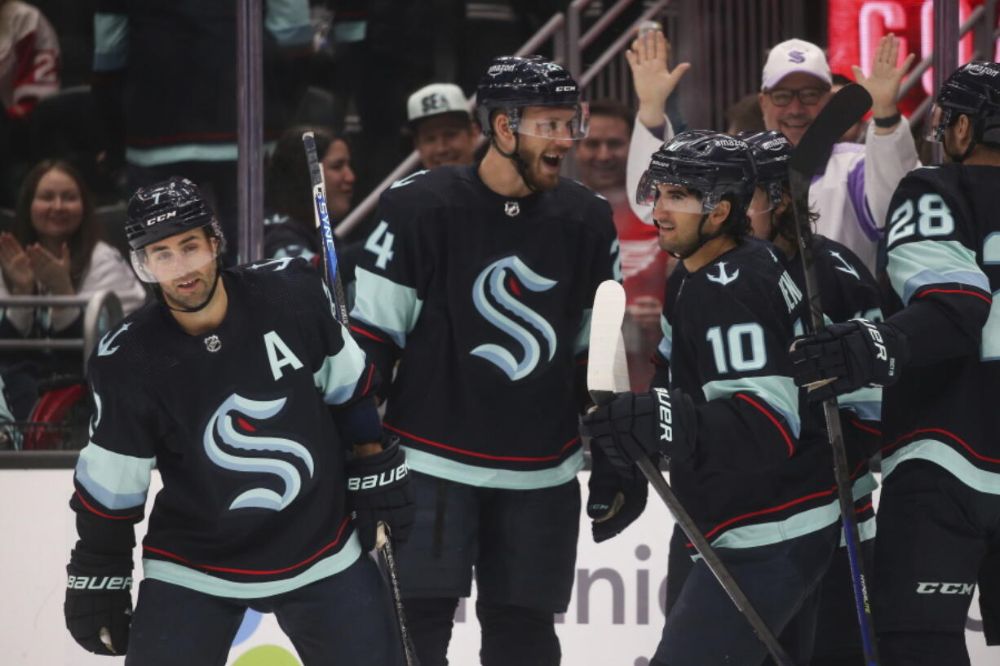 Юта Мамонт – Сиэтл Кракен: прогноз и ставки на матч регулярного чемпионата НХЛ (13 декабря 2025 года)