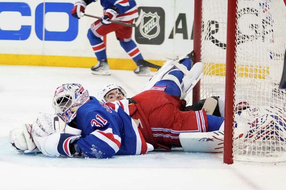 Шестеркин стал первой звездой матча с «Сент-Луисом»