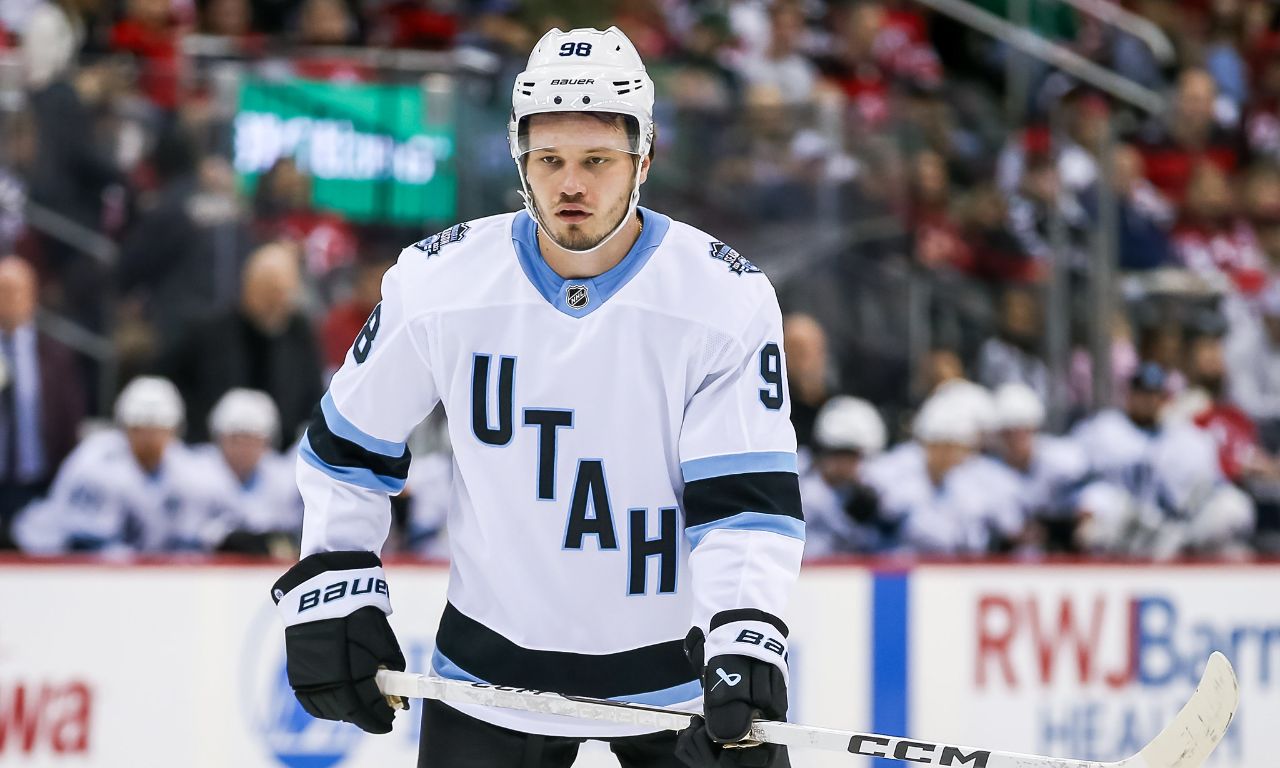 Юта Мамонт – Коламбус Блю Джекетс: прогноз и ставки на матч регулярного чемпионата НХЛ (12 января 2026 года)