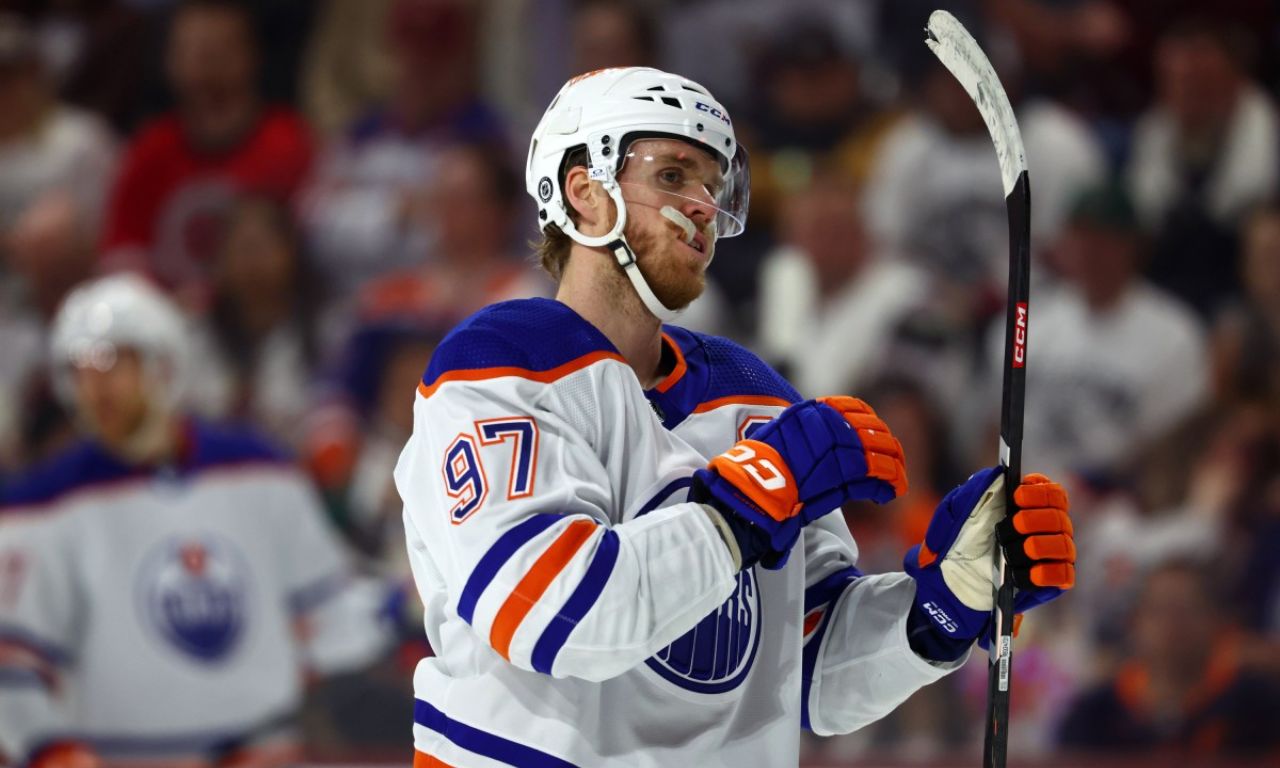 Макдэвид набрал 1200 очков за карьеру в НХЛ